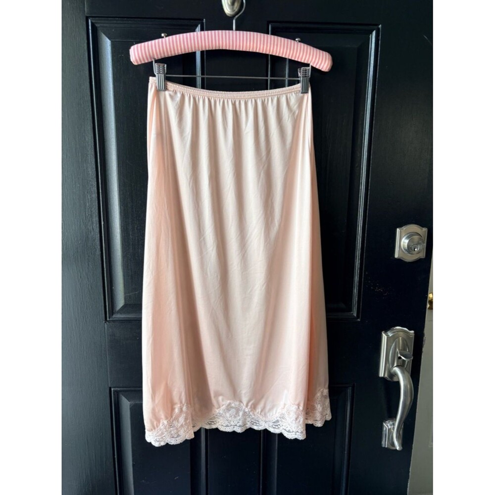 VTG Olga Pink Nylon Lace Half Slip Size M
